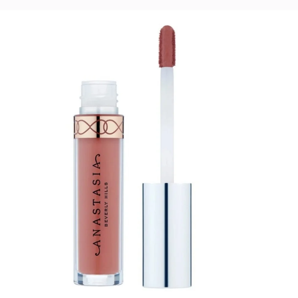 💥💥Host pick 💥💥Anastasia Beverly Hills Lipstick and Lip Gloss Duo Crus